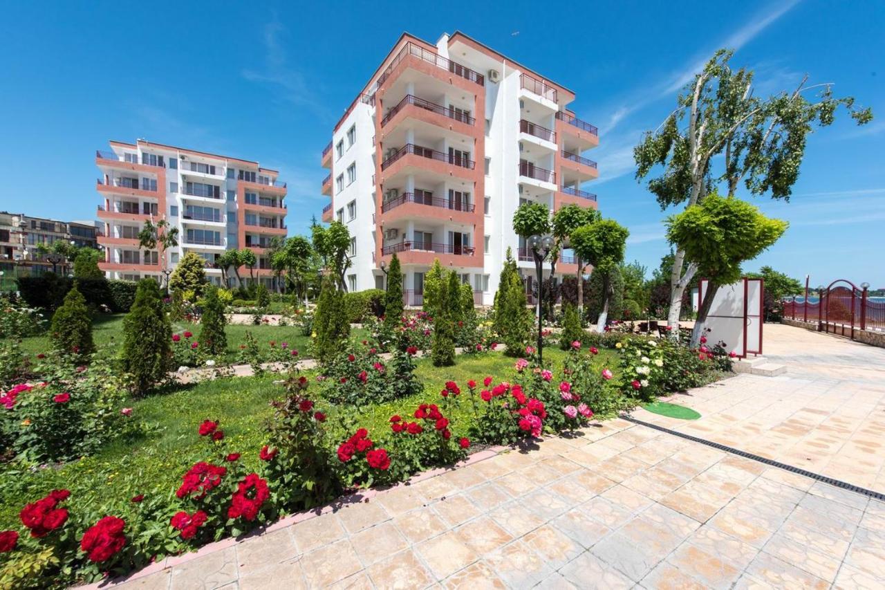 Gt Riviera Fort Beach Apartments Ράβντα Εξωτερικό φωτογραφία