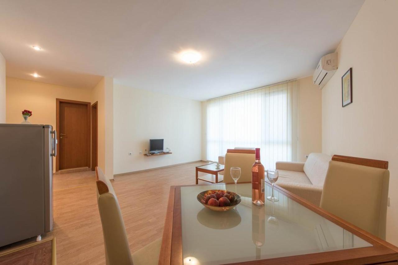 Gt Riviera Fort Beach Apartments Ράβντα Εξωτερικό φωτογραφία