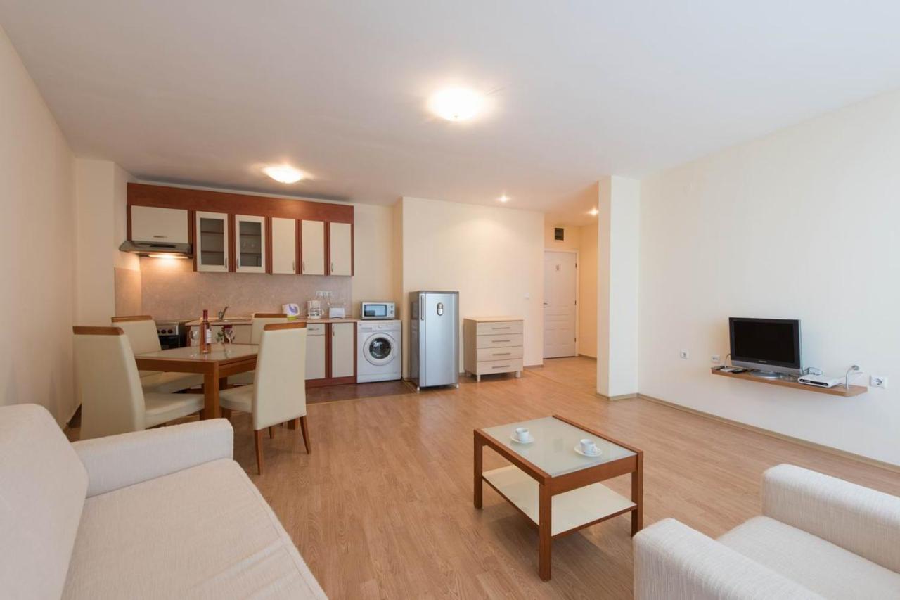 Gt Riviera Fort Beach Apartments Ράβντα Εξωτερικό φωτογραφία