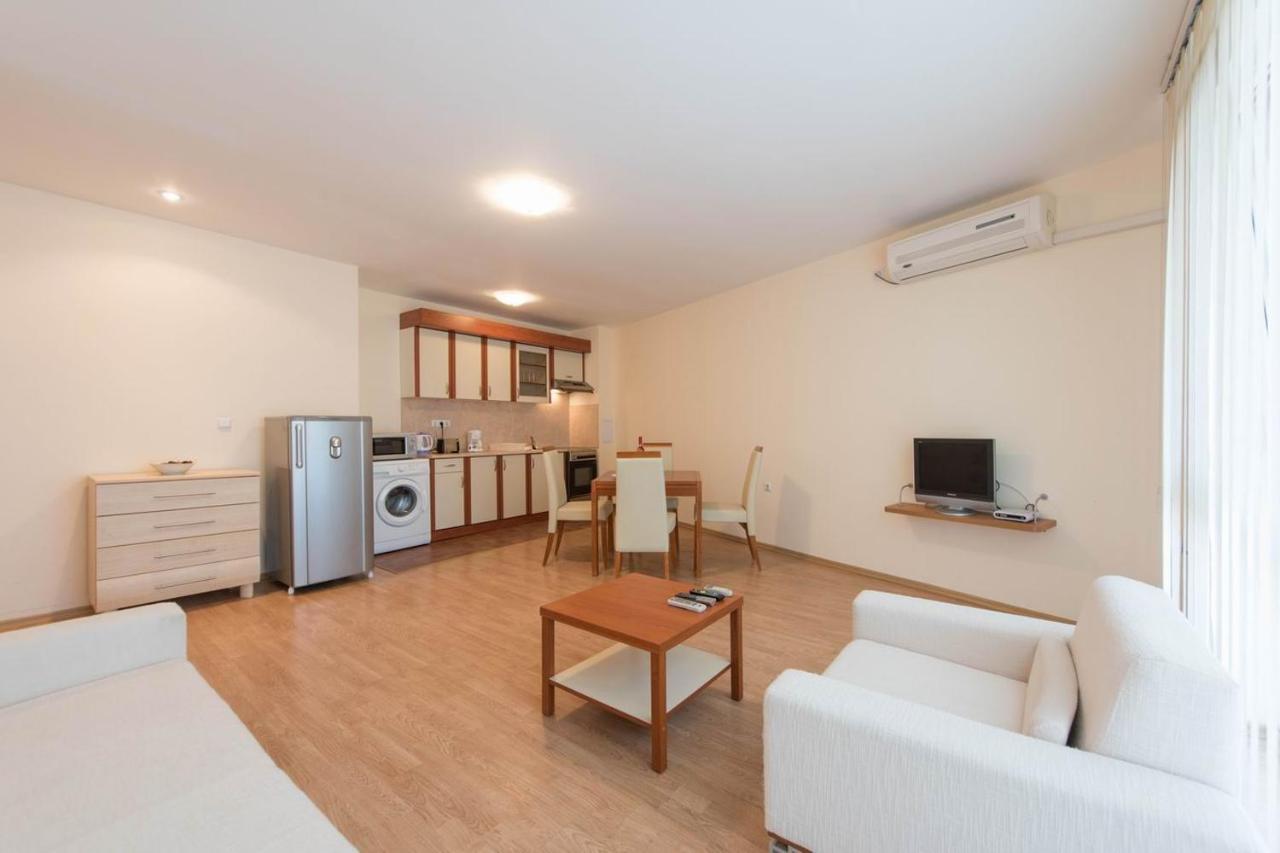 Gt Riviera Fort Beach Apartments Ράβντα Εξωτερικό φωτογραφία