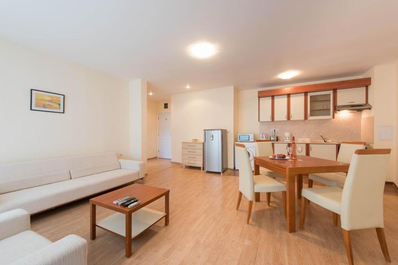 Gt Riviera Fort Beach Apartments Ράβντα Εξωτερικό φωτογραφία