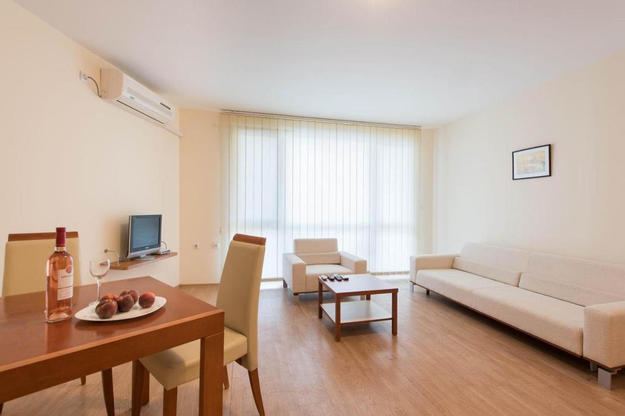 Gt Riviera Fort Beach Apartments Ράβντα Εξωτερικό φωτογραφία